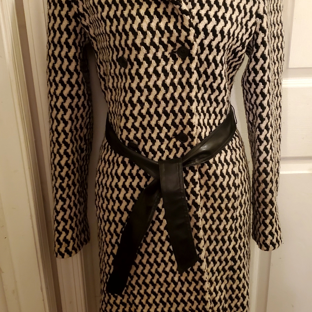 Express Black and White Houndstooth Coat